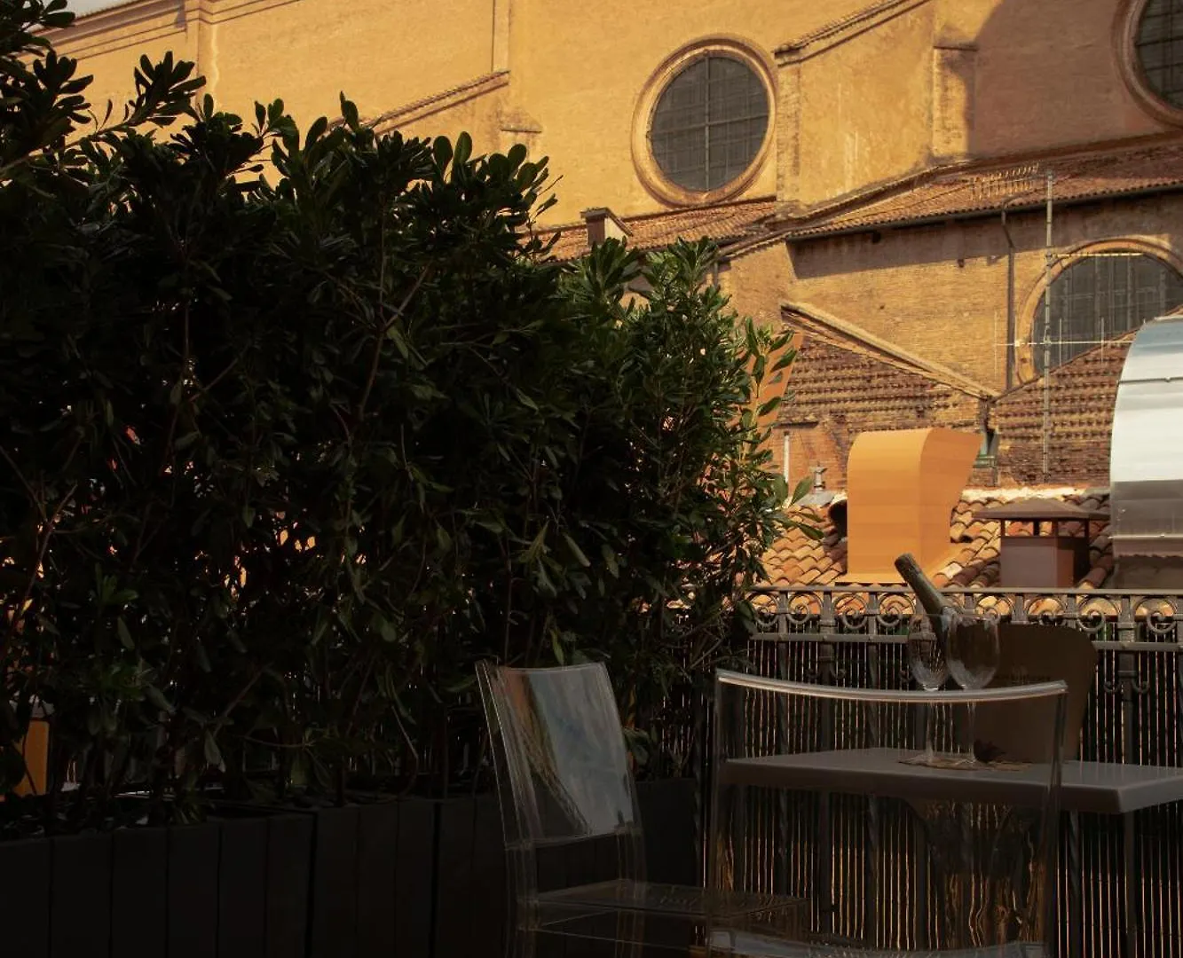 Bologna Rooftop - Twa 0*,