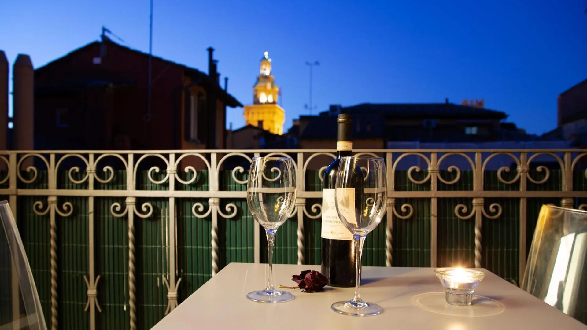 Bologna Rooftop - Twa Italia